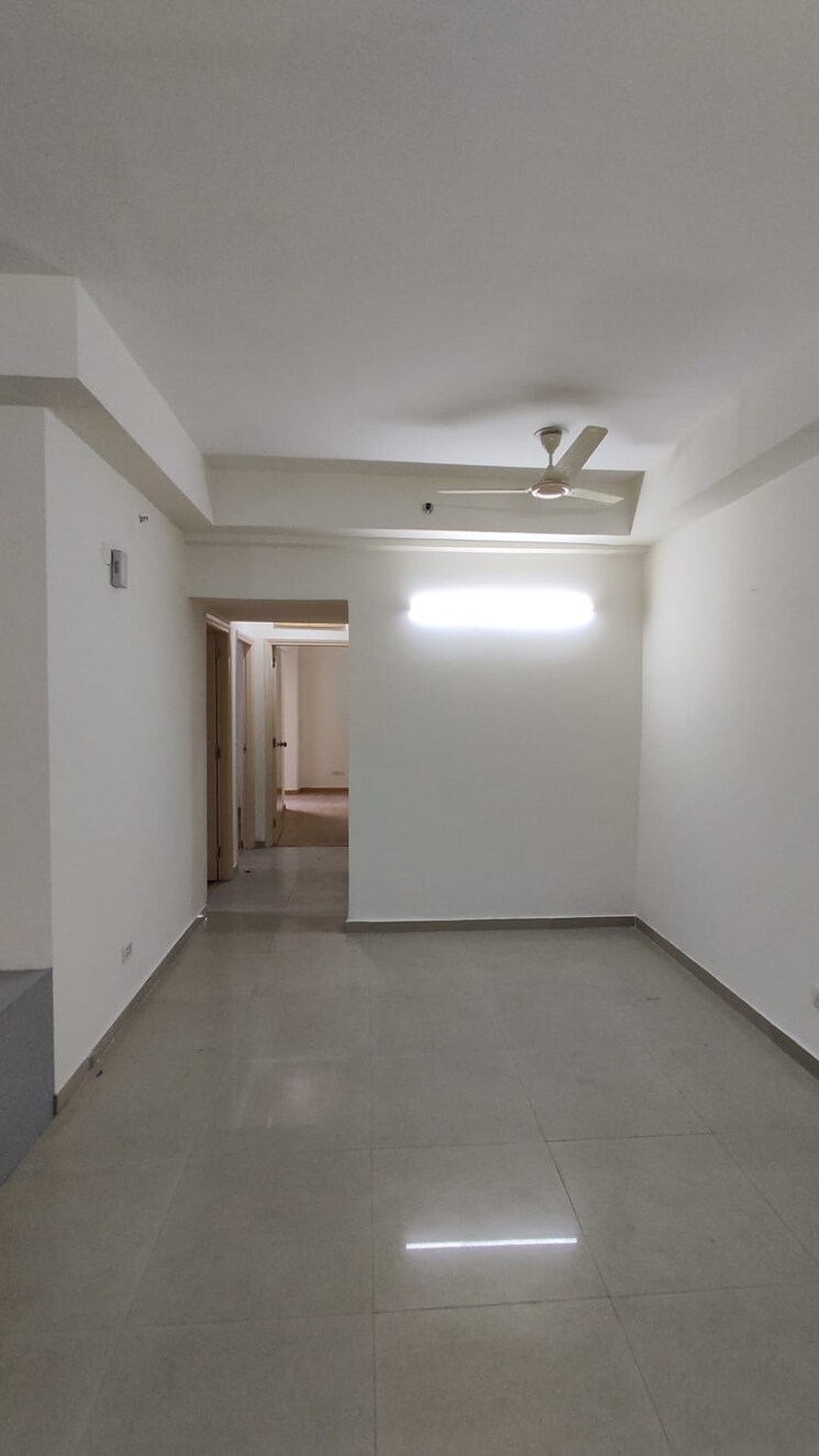 Room, moti nagar 3 Bedroom 1637 Sq.Ft. Apartment In Moti Nagar Delhi 8197311