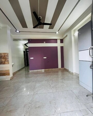 Room in 2 BHK Builder Floor at Saket – for Rent
