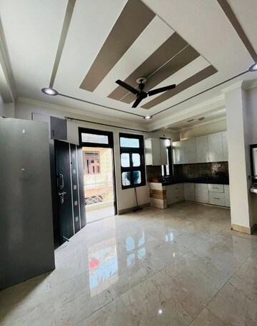 2 BHK Builder Floor For Rent in Saket