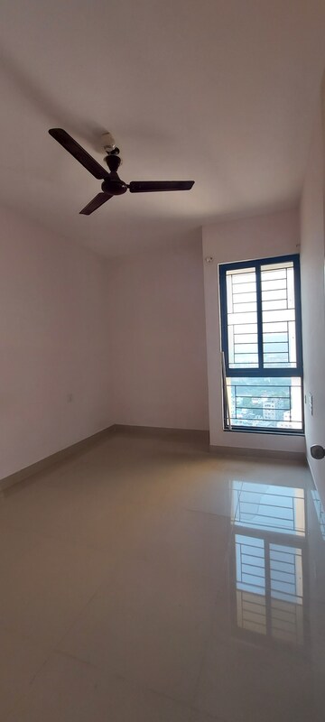 Room in 2 BHK Apartment at Nanded City Asawari, Nanded – for Rent