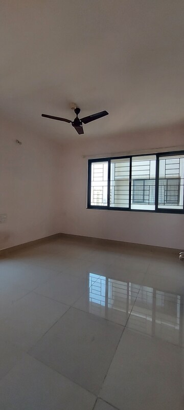 Room in 2 BHK Apartment at Nanded City Asawari, Nanded – for Rent