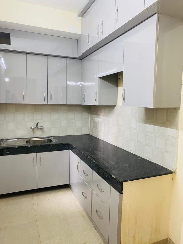 Kitchen, aditya-urban-homes 1 Bedroom 585 Sq.Ft. Apartment In Shahpur Bamheta Ghaziabad 8197375