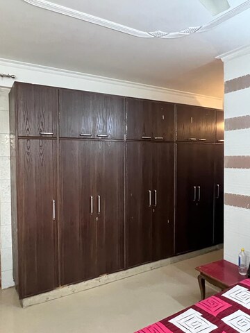 Furnished Amenities in 2 BHK Apartment at Sector 45 – for Rent