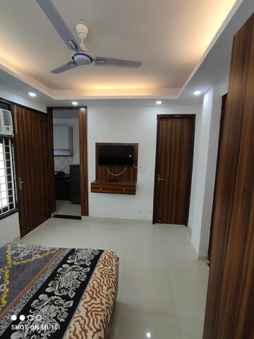 Bedroom in 1 BHK Builder Floor at Super Mart 1, Sector 27 – for Rent