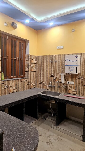 Balcony in 2 BHK Independent House at Gomti Nagar – for Rent