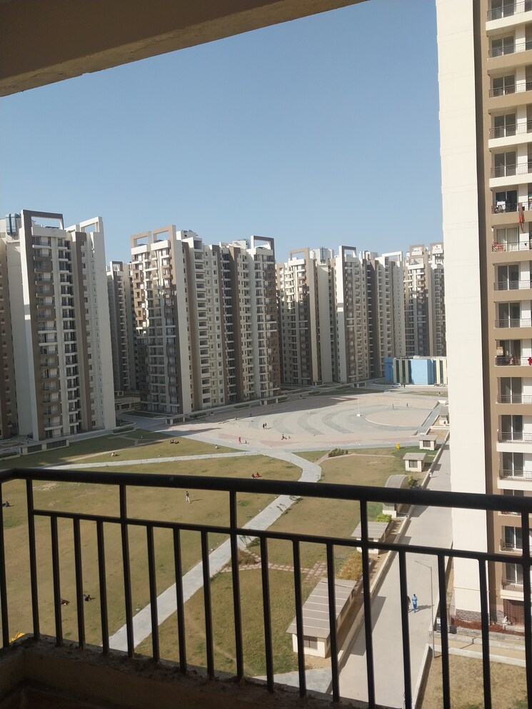 Exterior View, amrapali-golf-homes 3 Bedroom 1595 Sq.Ft. Apartment In Sector 4, Greater Noida Greater Noida 8197462