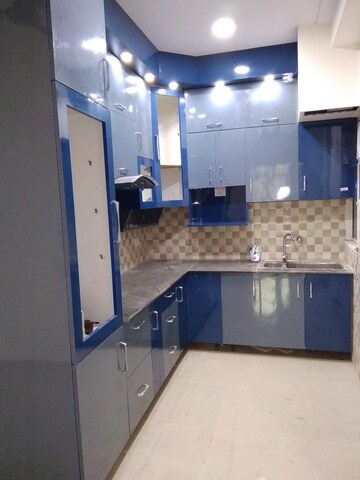 Kitchen in 2.5 BHK Apartment at Gaur City 2 - 12th Avenue, Sector 16c Greater Noida – for Rent