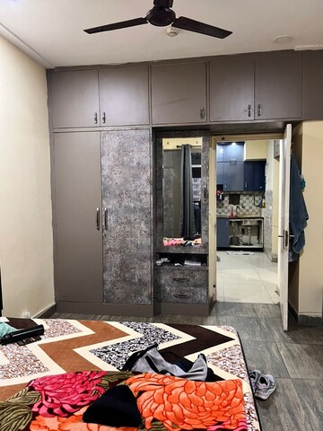 Bedroom in 2.5 BHK Apartment at Gaur City 2 - 12th Avenue, Sector 16c Greater Noida – for Rent