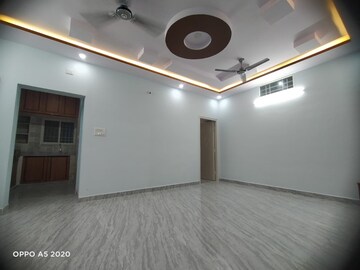 Room in 2 BHK Builder Floor at Hsr Layout – for Rent