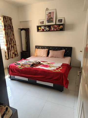 Bedroom in 2 BHK Apartment at Vijay Vatika, Kavesar – for Sale