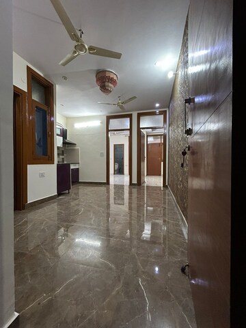 3 BHK Builder Floor For Rent in Gyan Khand