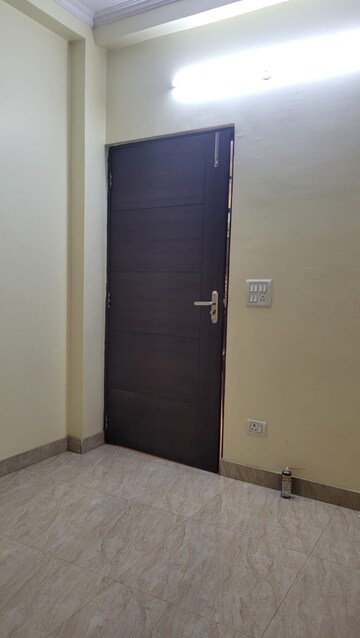 Room in 2 BHK Apartment at Dwarka – for Rent