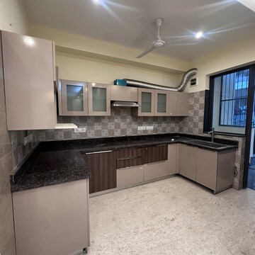 Kitchen in 3 BHK Builder Floor at Sector 47 – for Rent