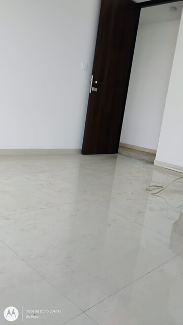 Room in 3 BHK Apartment at Lodha Palava Trinity A To C, Dombivli East – for Rent