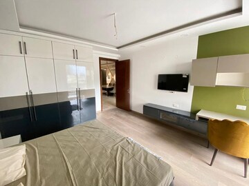 Bedroom in 3 BHK Apartment at Silverglades Hightown, Sushant Lok I – for Sale