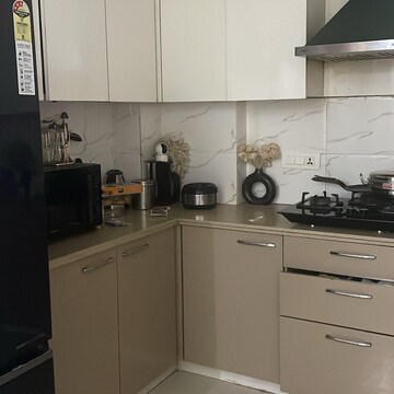 Kitchen in 2 BHK Builder Floor at Sector 52 – for Rent
