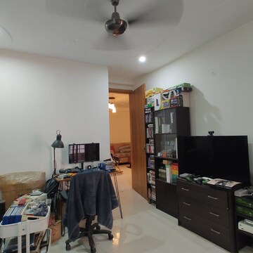 Living Room in 2 BHK Builder Floor at Sector 52 – for Rent