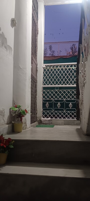  2.5 BHK Builder Floor at Pandav Nagar – for Sale