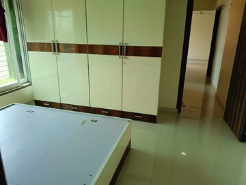 Furnished Amenities in 2 BHK Apartment at Kabra Argentum, Goregaon West – for Rent