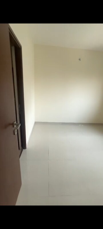 Bedroom in 1 BHK Apartment at Omkar Signet, Malad East – for Rent