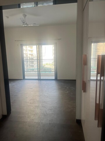 2 BHK Apartment For Rent in Sobha City Gurgaon, Sector 108