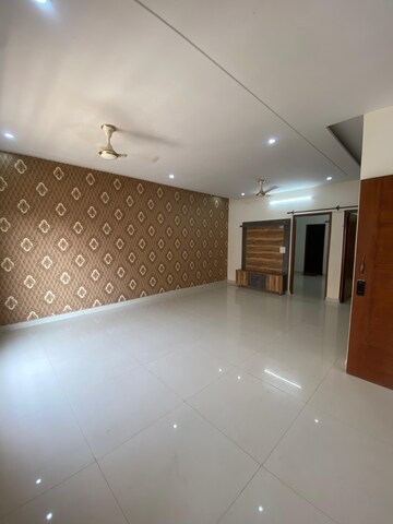 Living Room in 2 BHK Builder Floor at Sunny Enclave – for Rent