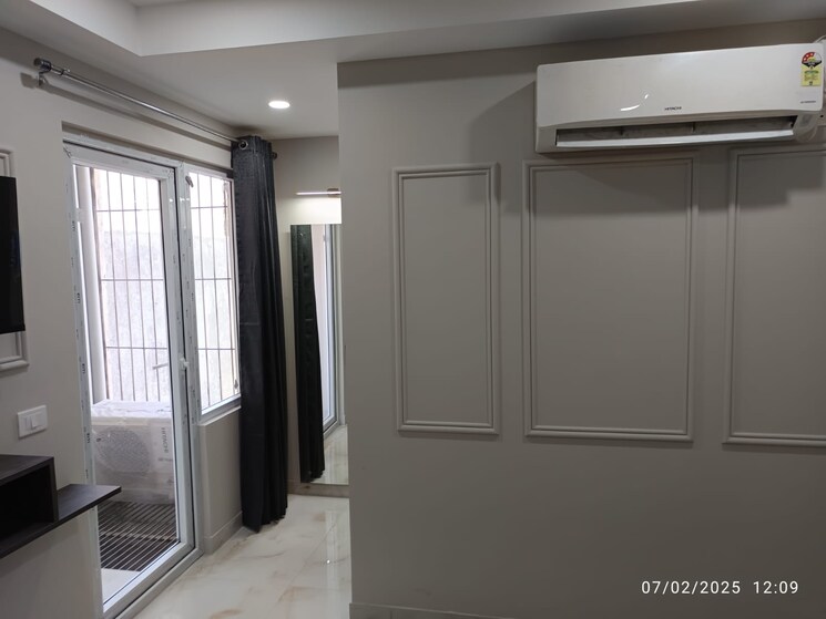 Living Room, prateek-wisteria 3 Bedroom 1385 Sq.Ft. Apartment In Sector 77 Noida 8198136