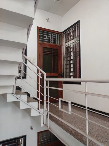 Staircase in 1.5 BHK Independent House at Aliganj – for Rent