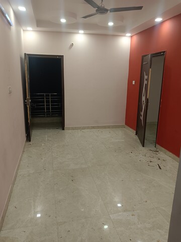 Room in 1 BHK Apartment at Sarita Vihar – for Rent