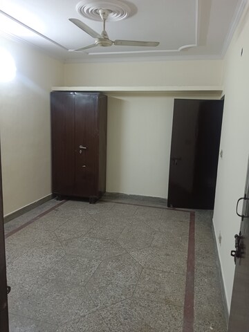 1 BHK Apartment For Rent in Sarita Vihar