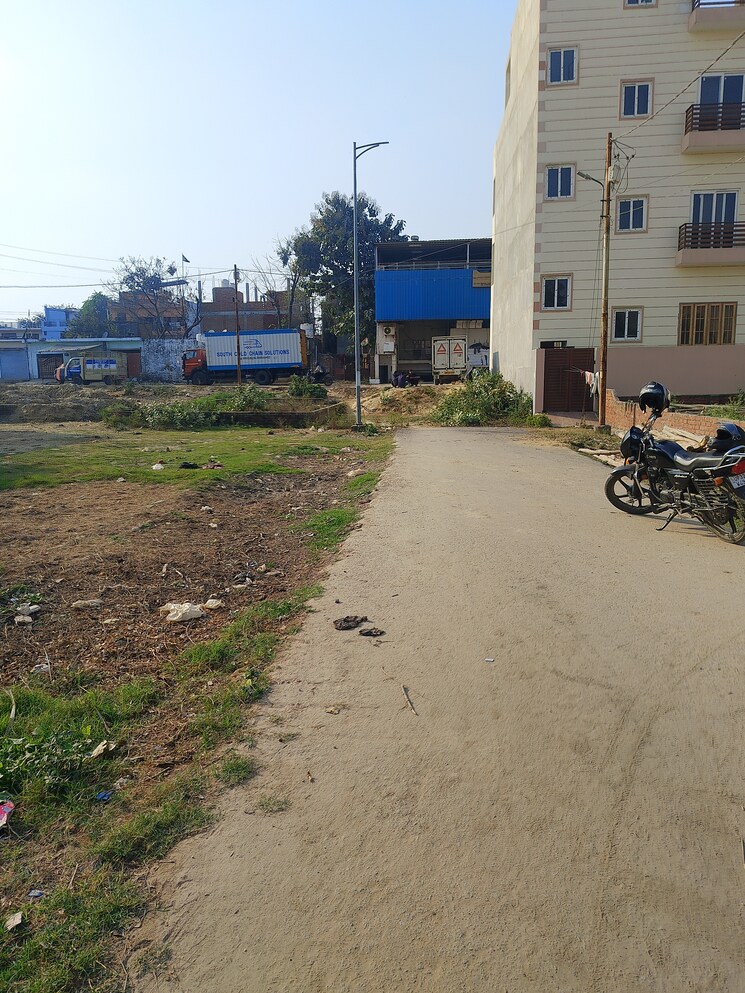 Exterior View, gomti nagar  1250 Sq.Yd. Plot In Gomti Nagar Lucknow 8198187