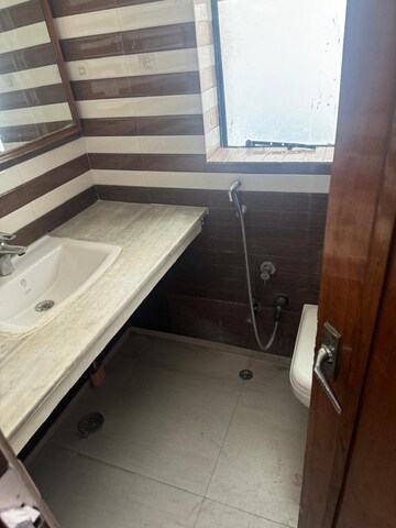 Kitchen in 3 BHK Builder Floor at Jungpura Extension – for Rent