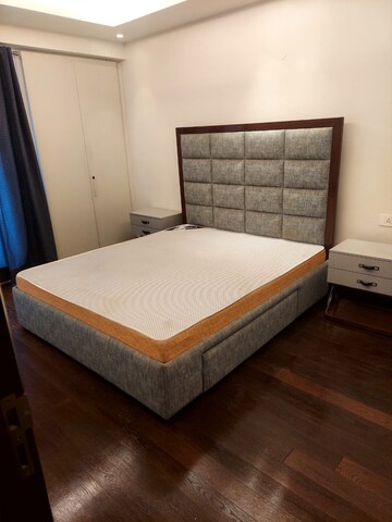 Bedroom in 4 BHK Builder Floor at West End Colony – for Rent