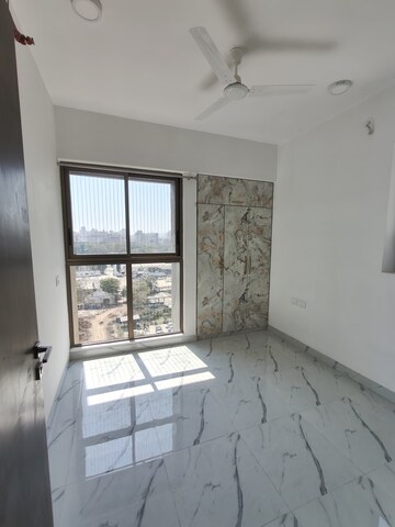 2 BHK Apartment For Rent in Raymond Ten X Habitat, Pokhran Road No 2