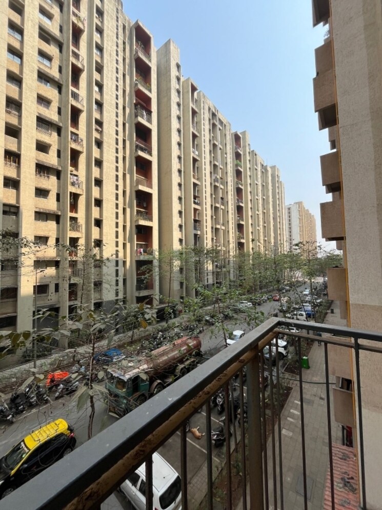 Exterior View, lodha-palava-city-lakeshore-greens 1 Bedroom 505 Sq.Ft. Apartment In Dombivli East Thane 8198287