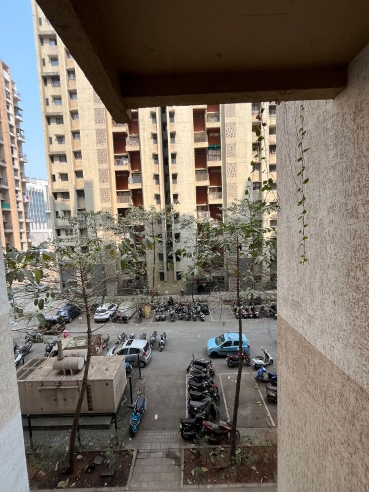 Exterior View, lodha-palava-city-lakeshore-greens 1 Bedroom 505 Sq.Ft. Apartment In Dombivli East Thane 8198287