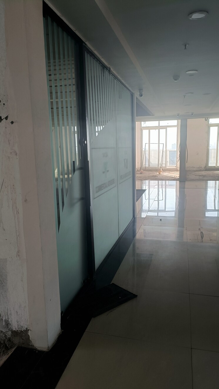 undefined, spectrum-metro Commercial Office Space 650 Sq.Ft. In Sector 75 Noida 8198295