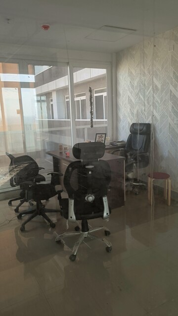 Commercial Office Space 650 Sq.Ft. For Resale in Sector 75 Noida  8198295