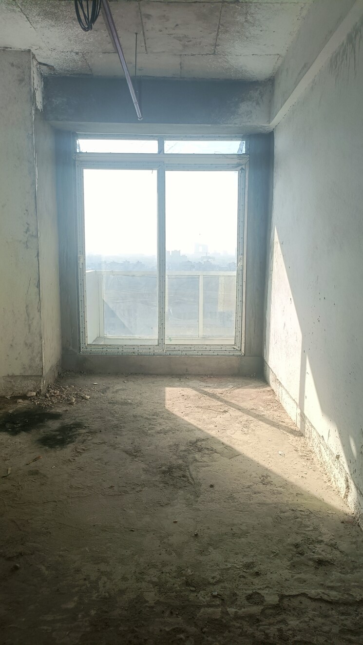 undefined, spectrum-metro Commercial Office Space 420 Sq.Ft. In Sector 75 Noida 8198302