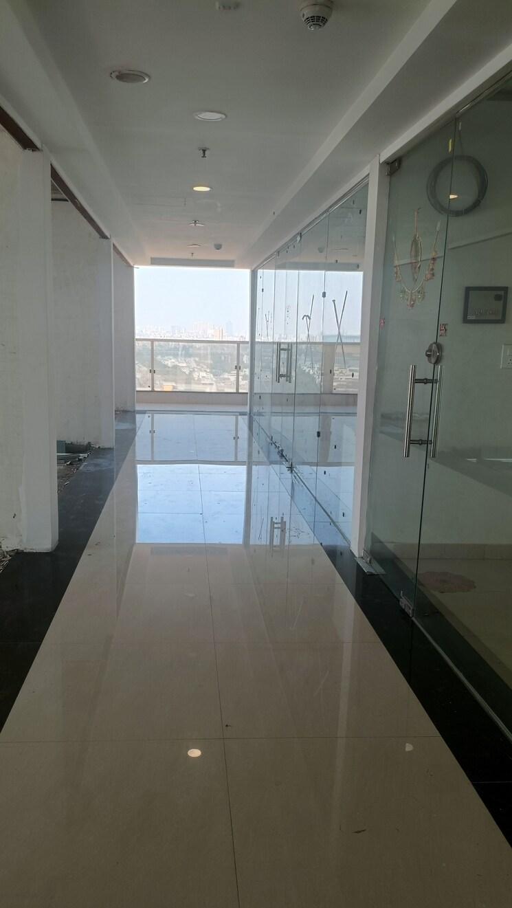 undefined, spectrum-metro Commercial Office Space 520 Sq.Ft. In Sector 75 Noida 8198336