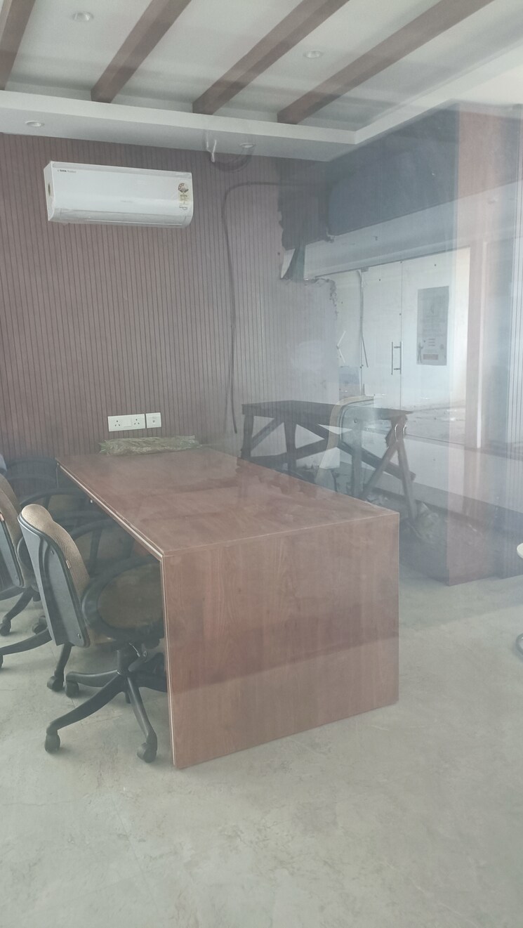 Floor Plan, spectrum-metro Commercial Office Space 525 Sq.Ft. In Sector 75 Noida 8198345