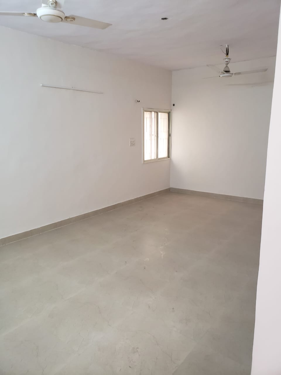 3 BHK Builder Floor For Sale in Pitampura