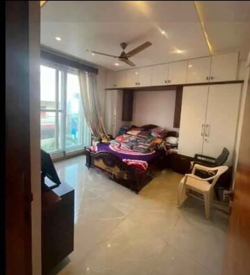 Parking in 4 BHK Villa at Cannon Dale, Kokapet – for Rent