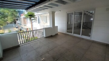 Balcony in 3 BHK Villa at Palarivattom – for Sale
