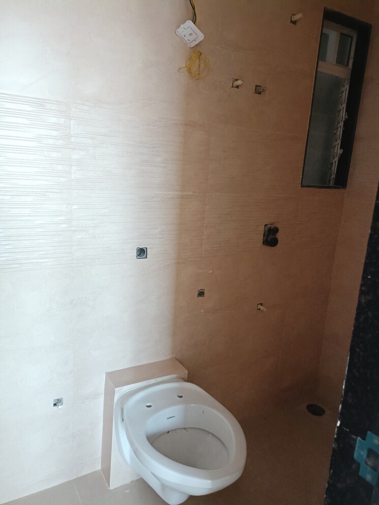 Bathroom, jvm-aroma 1 Bedroom 360 Sq.Ft. Apartment In Kasarvadavali Thane 8198456