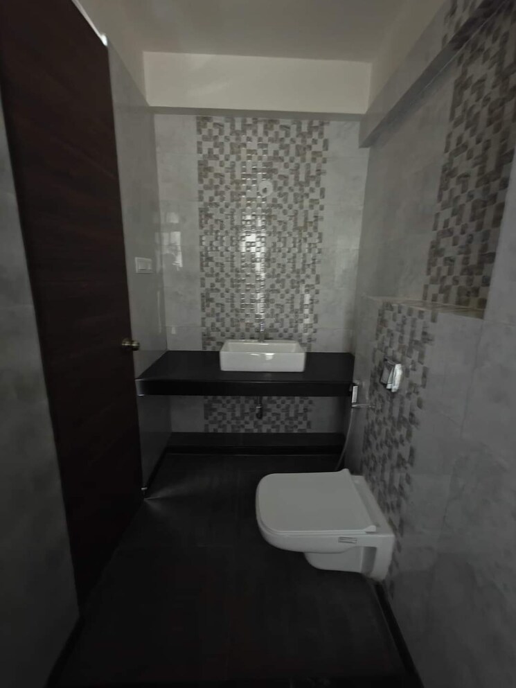 Attached Bathroom, chirag-bhagat-grandeur 2 Bedroom 773 Sq.Ft. Apartment In Malad West Mumbai 8198471