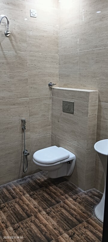 Bathroom in 3 BHK Apartment at Panchkula Urban Estate – for Sale