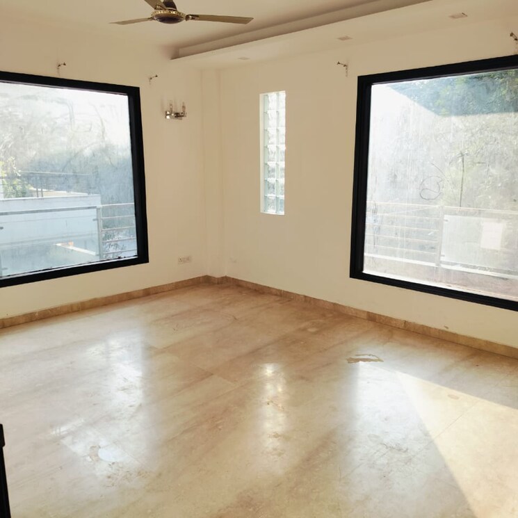 Room, whiteland-blissville 3 Bedroom 1371 Sq.Ft. Builder Floor In Sector 76 Gurgaon 8198582