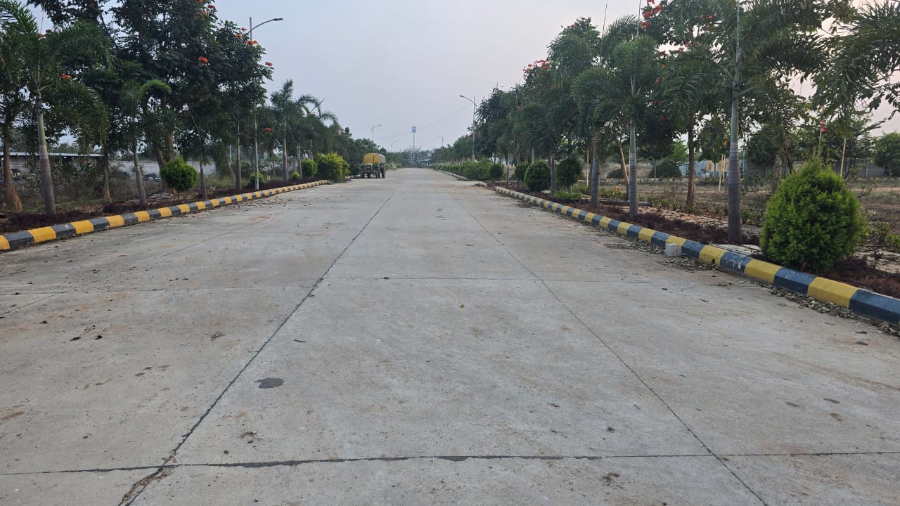 Plot For Sale in Eeshanya Jewel City