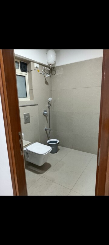 Bathroom in 3 BHK Apartment at Acropolis CHS, Vile Parle West – for Rent